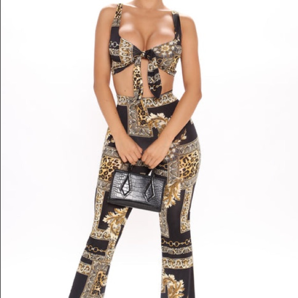 NEVER WORN Fashion Nova Versace inspired pant set